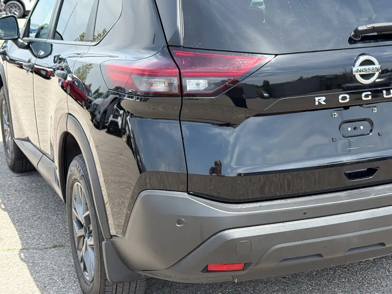 Nissan Rogue снимка Nissan Rogue