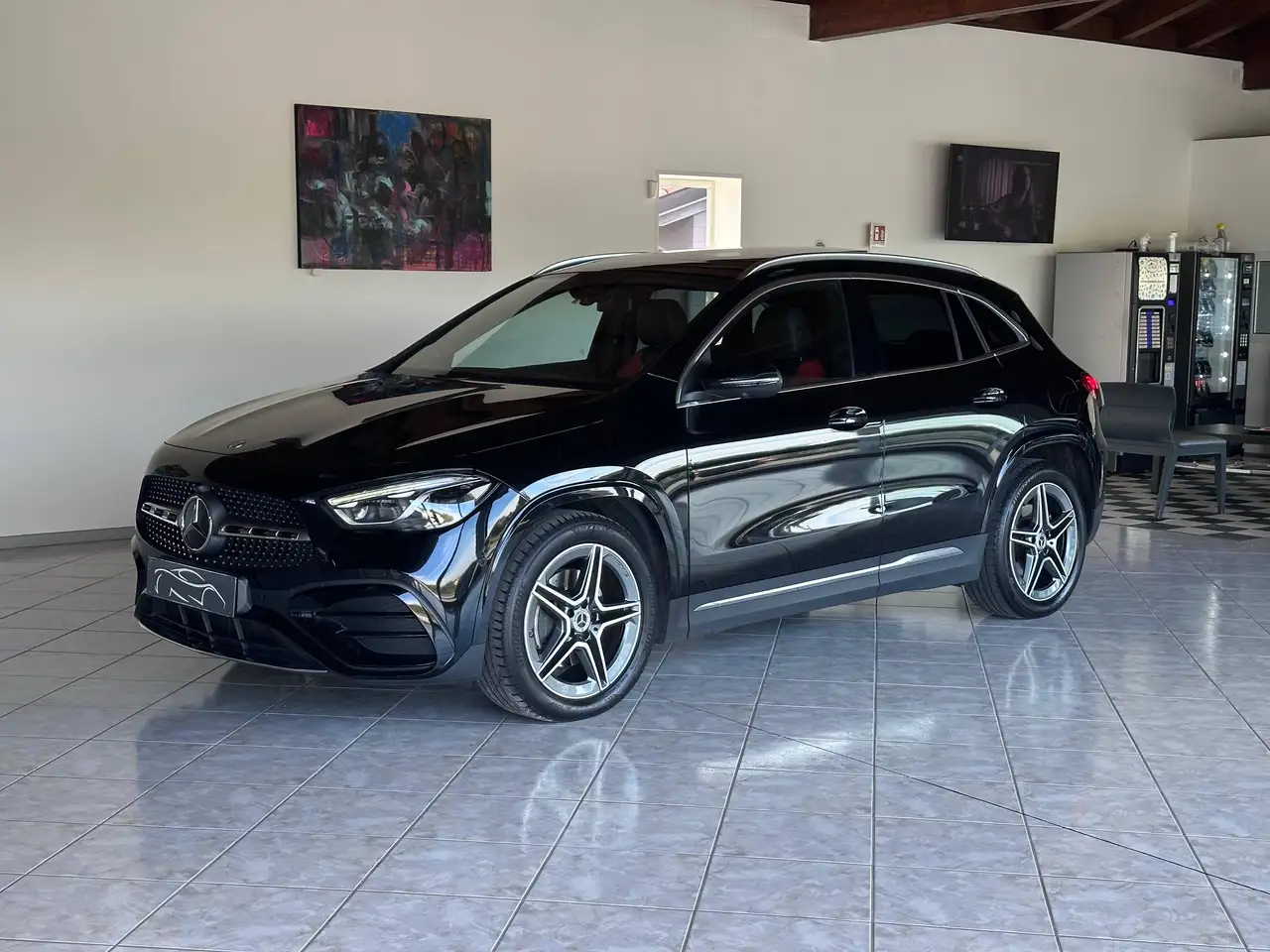 Mercedes-Benz GLA 220