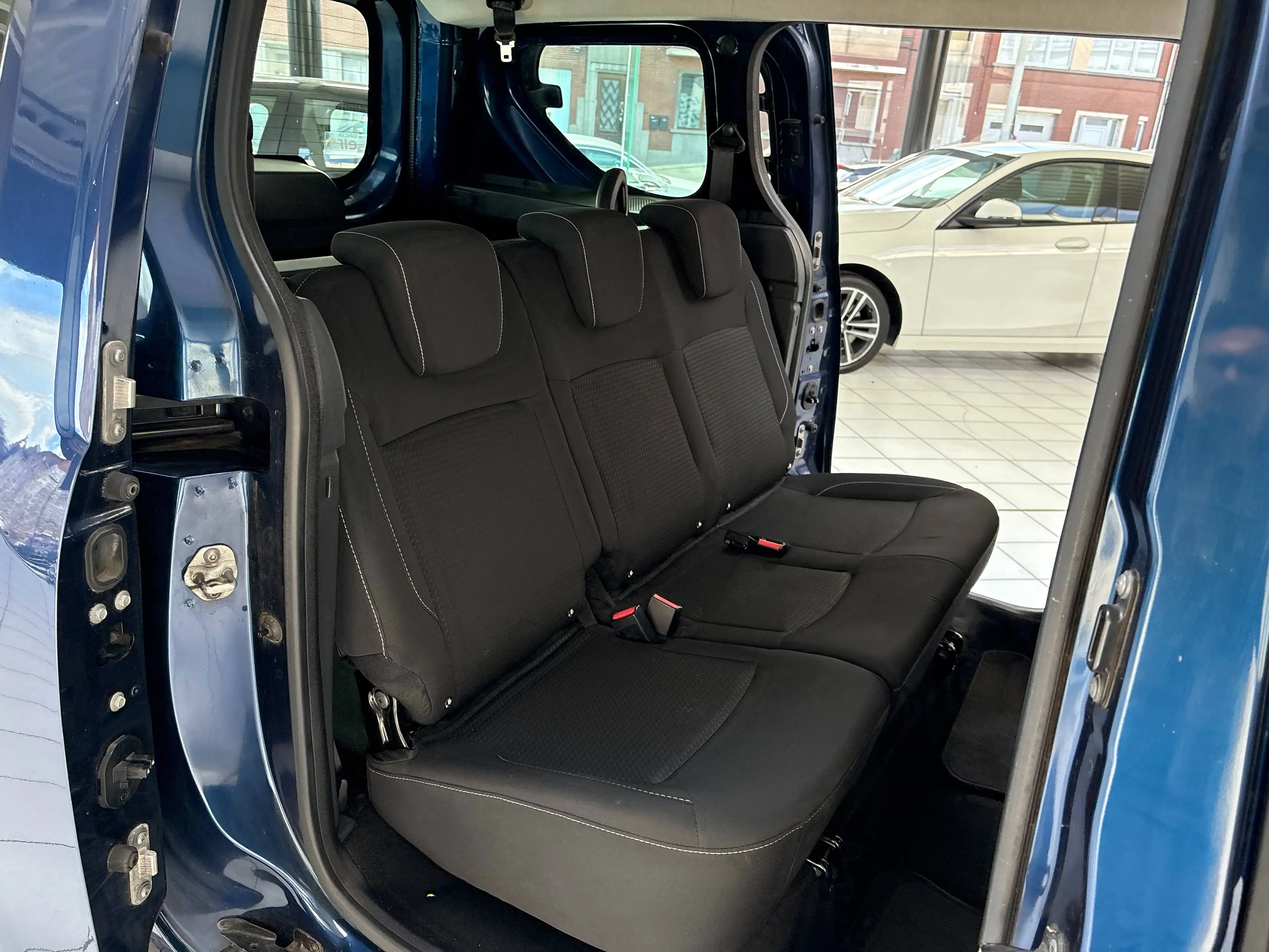 Dacia Dokker Dokker 1.5 dCi * PORTES LAT G/D * JANTES * 1ER PROP * — photo 9