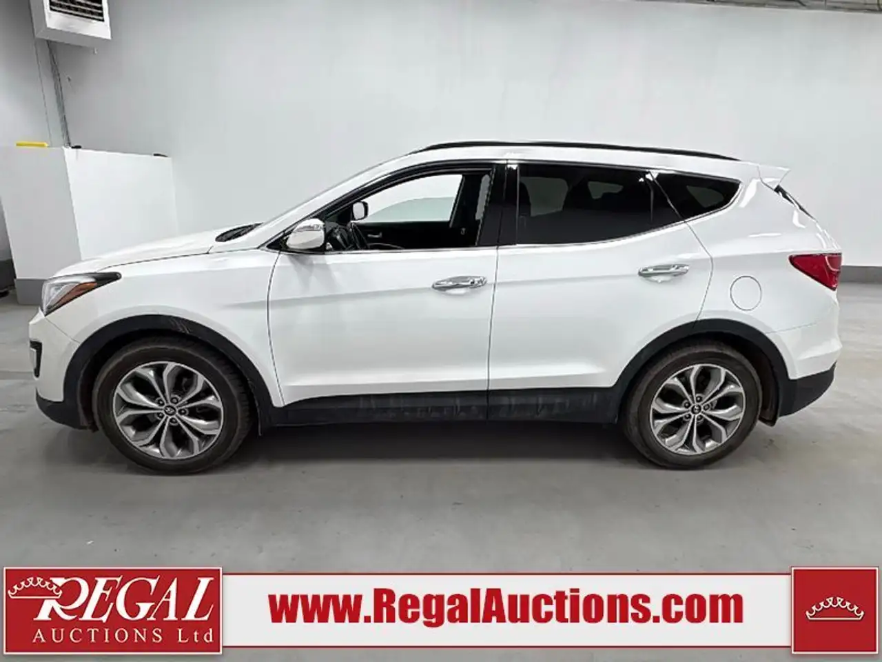 Hyundai SANTA FE photo Hyundai SANTA FE