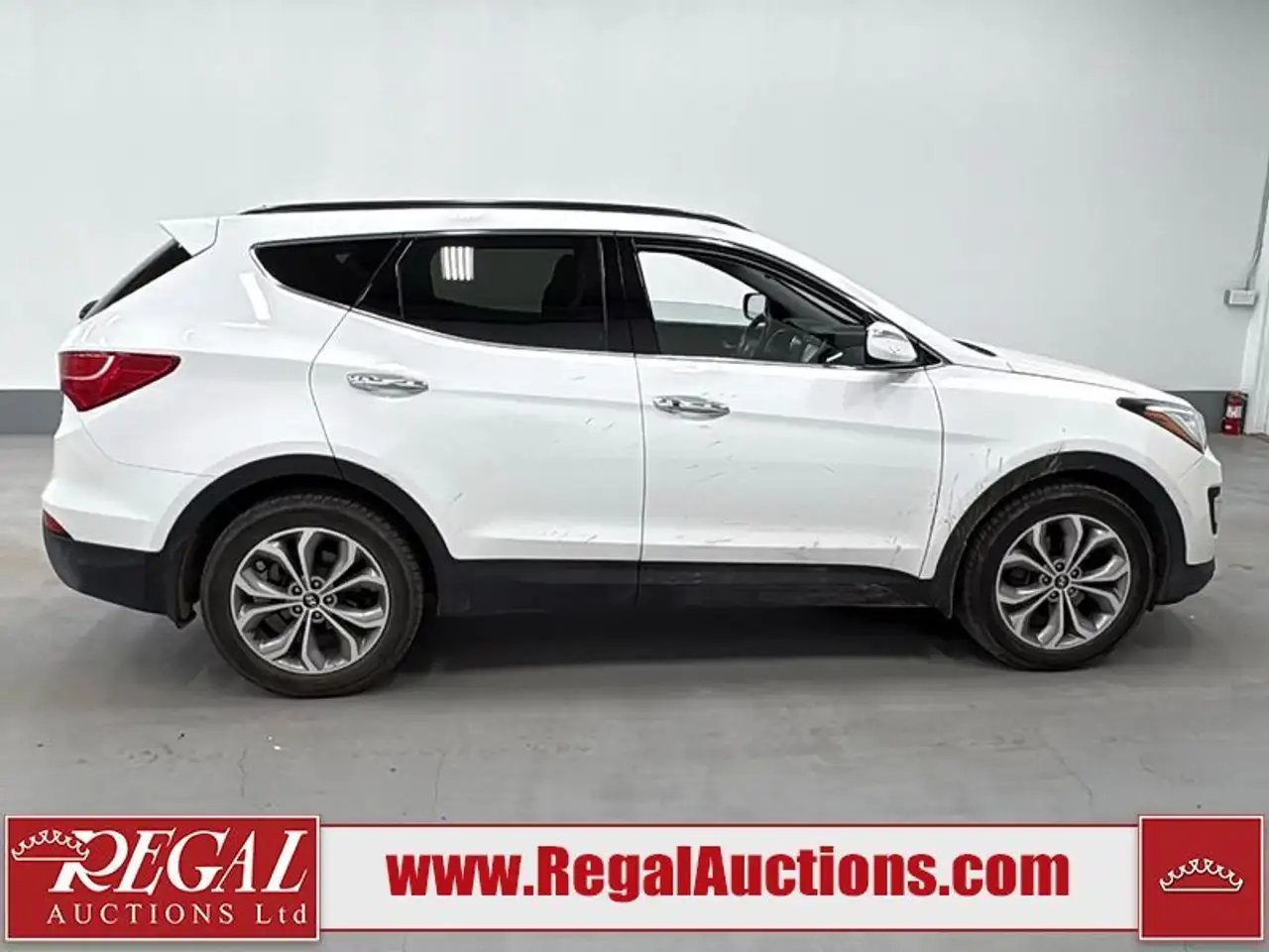 Hyundai SANTA FE photo Hyundai SANTA FE