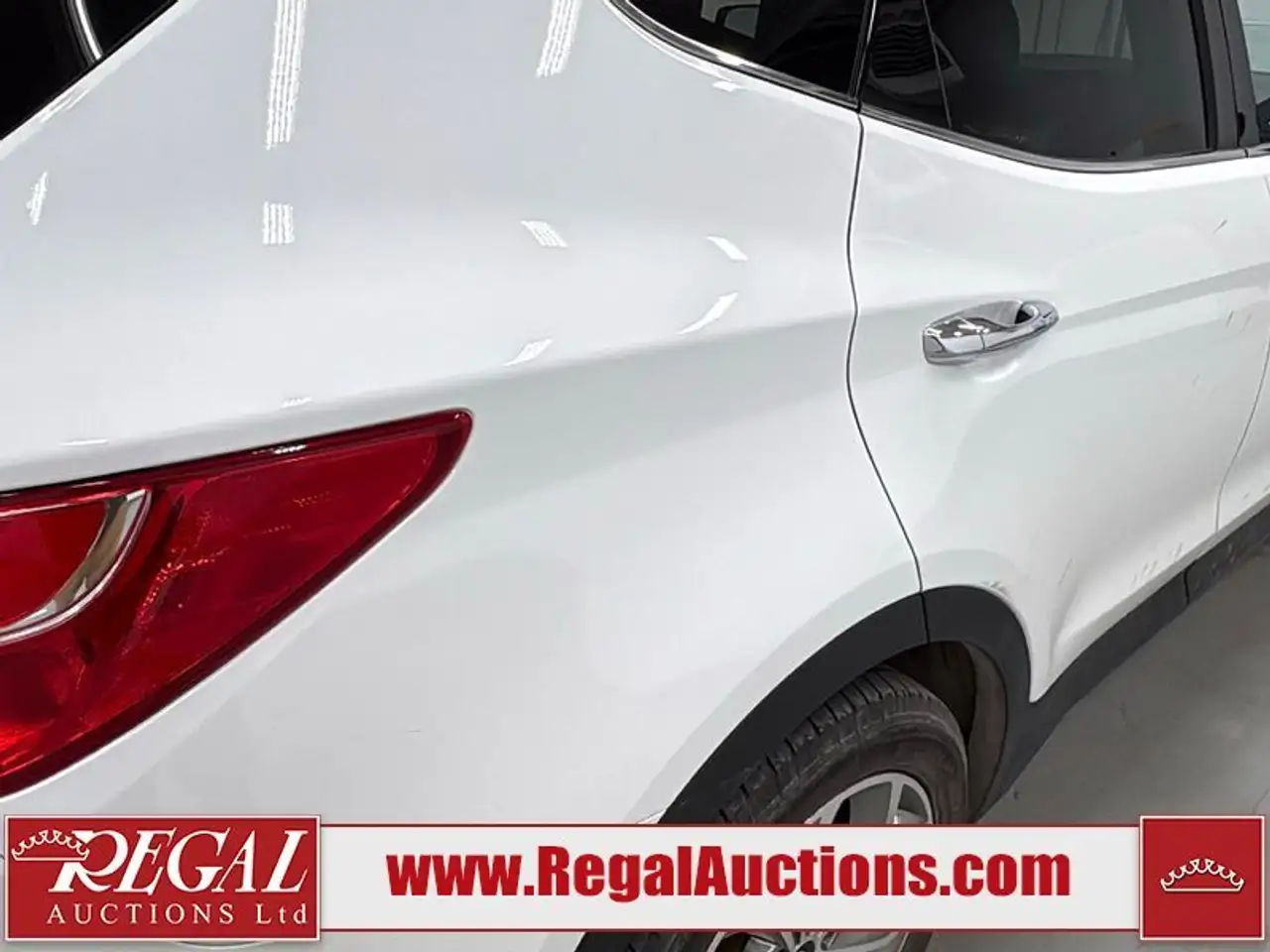 Hyundai SANTA FE photo Hyundai SANTA FE