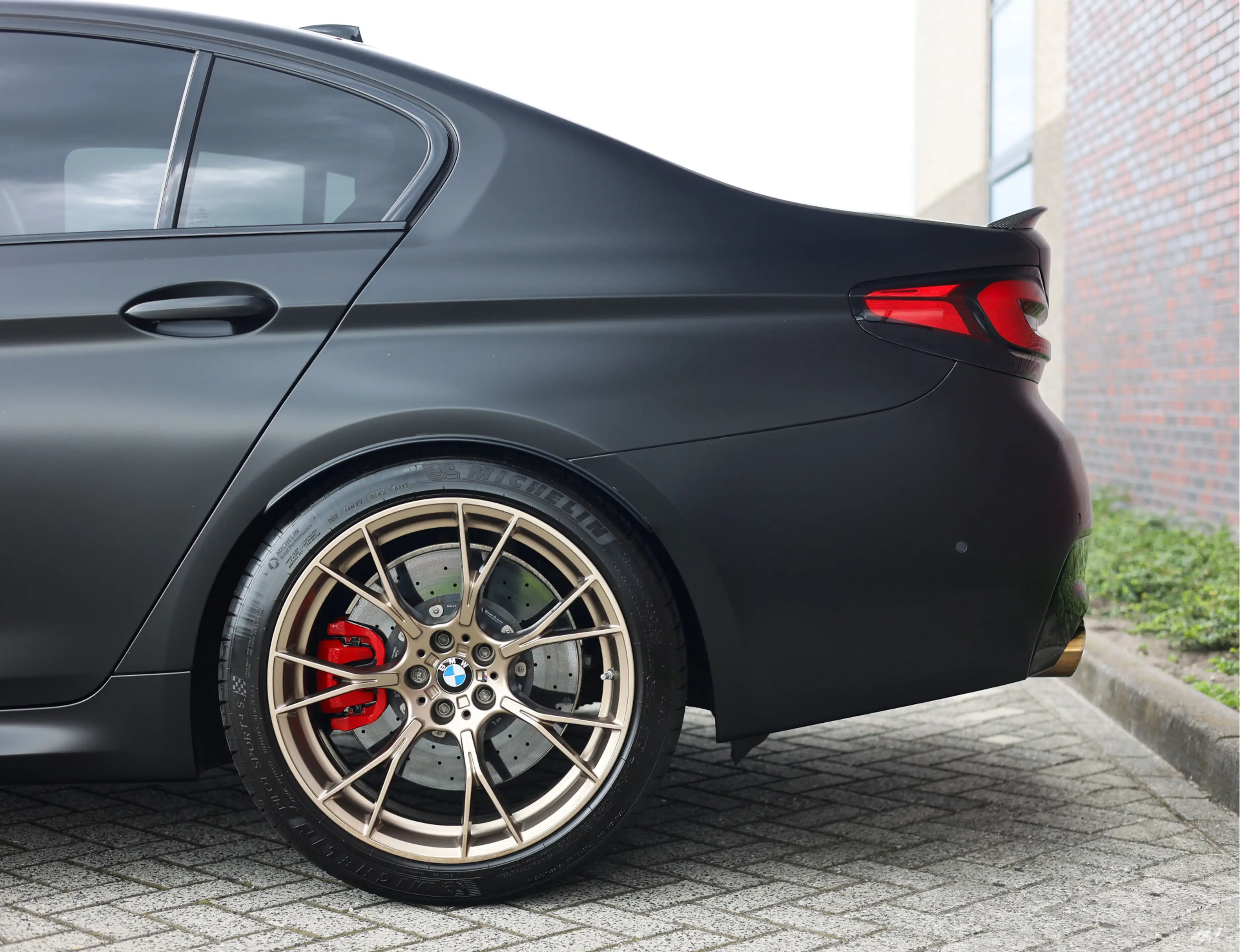 BMW M5 5-serie CS — photo 23