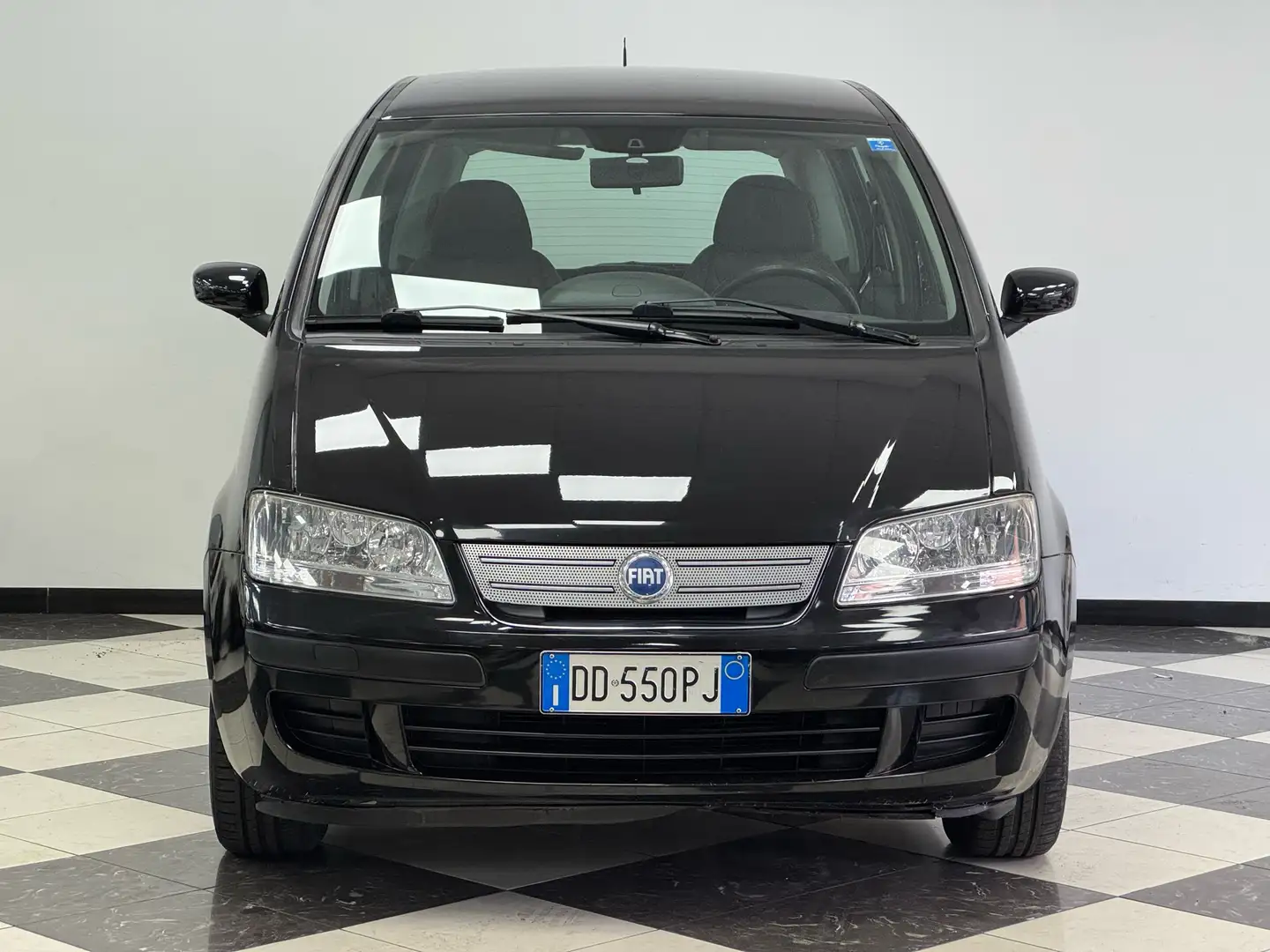Fiat Idea 1.2 16v Black Label Чорний - 2