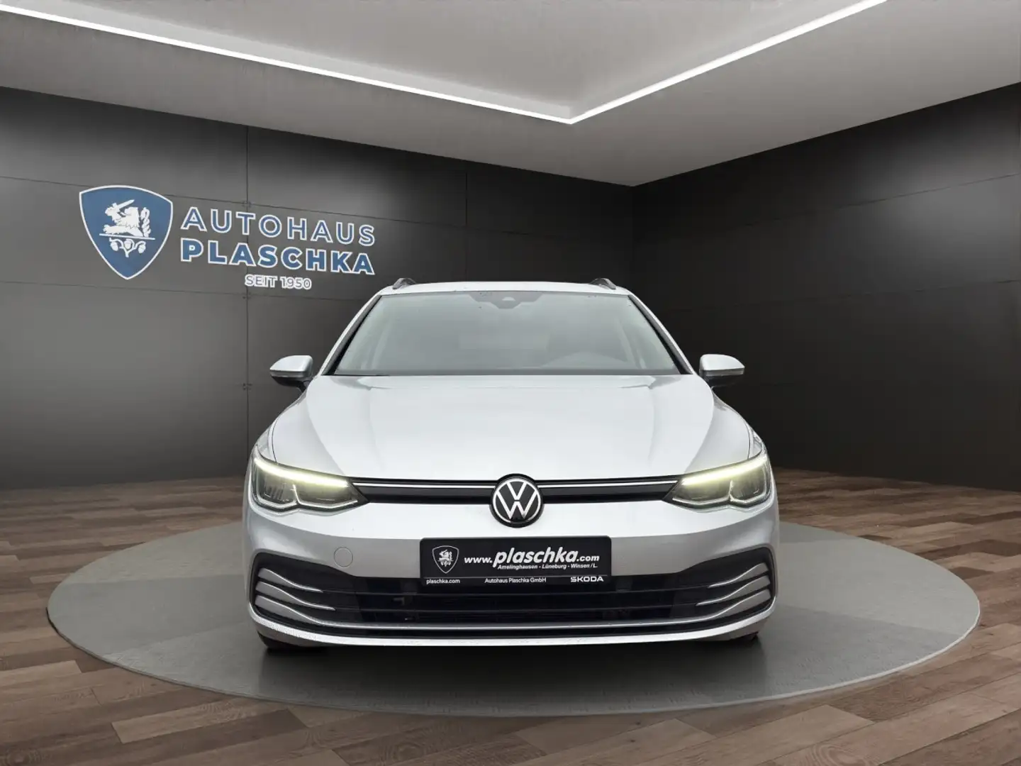 Volkswagen Golf VIII Var. 2.0 TDI Life AHK+LED+NAVI Klima Navi Silber - 2
