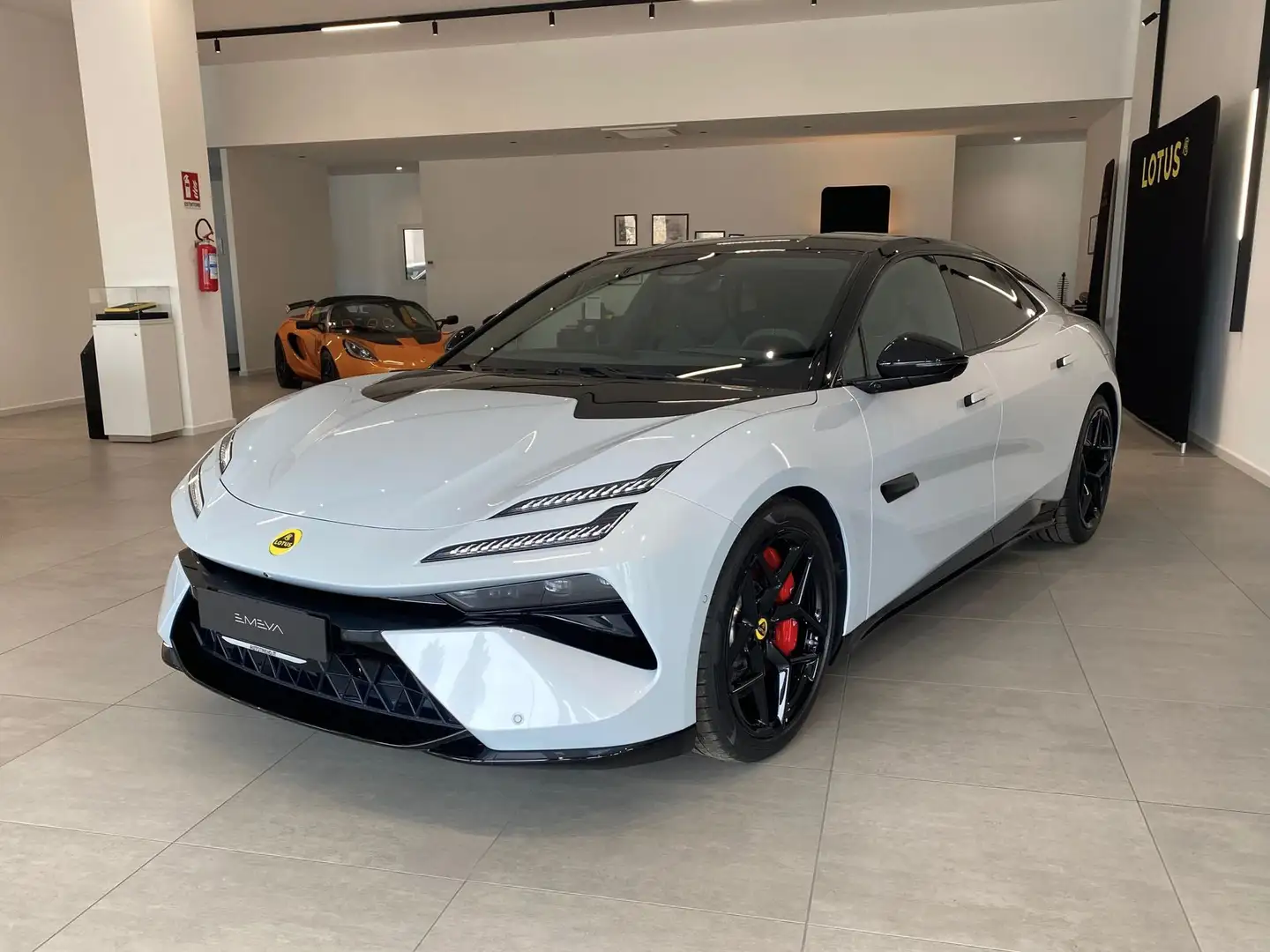 Lotus Emeya 600 GT 612 CV AWD Lotus Bari Bianco - 1