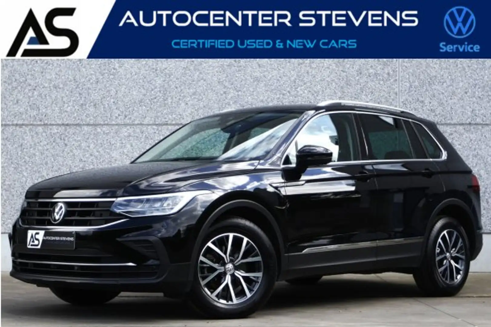 Volkswagen Tiguan 1.5 TSI Life OPF Zwart - 1