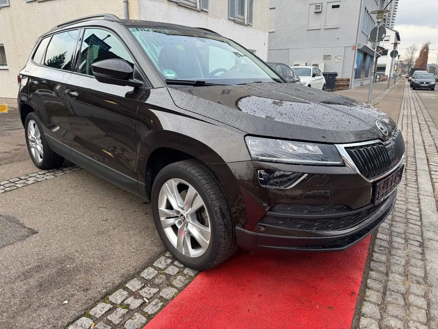 Skoda Karoq 2.0Tdi 4x4/DSG/ Panora/Standheizung Brun - 2