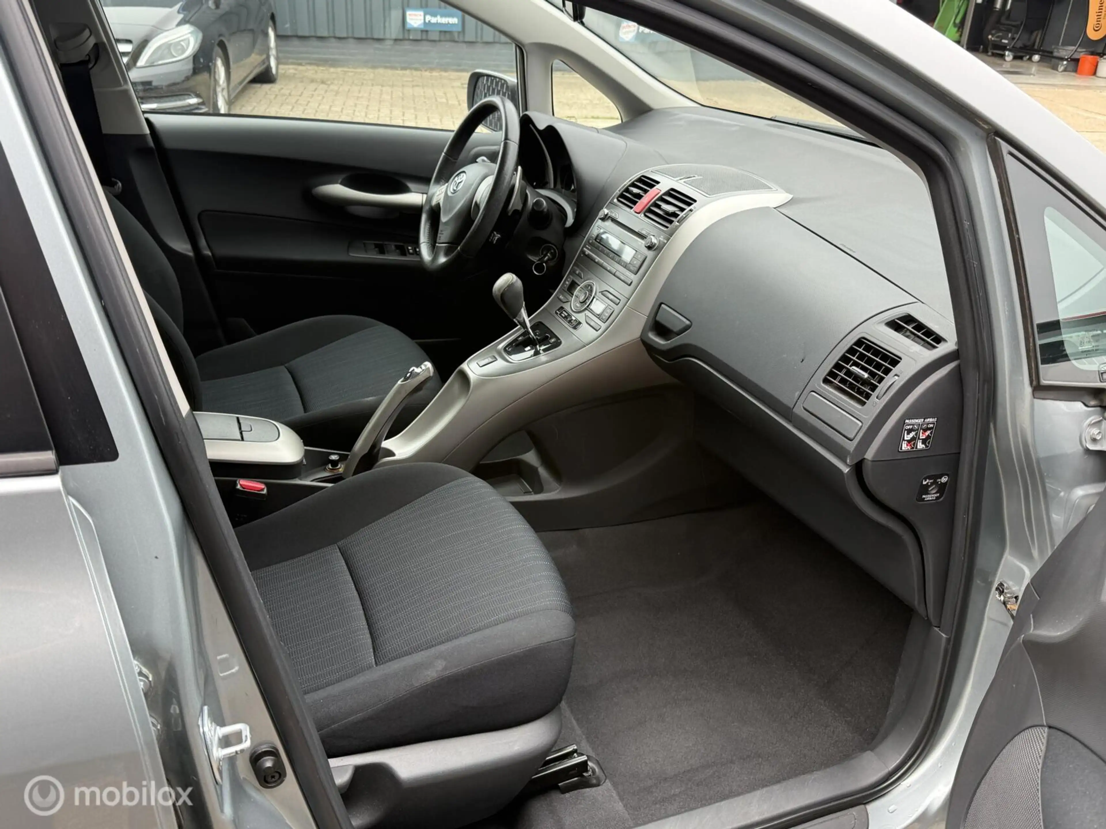 Toyota Auris 1.6 Aspiration — photo 15