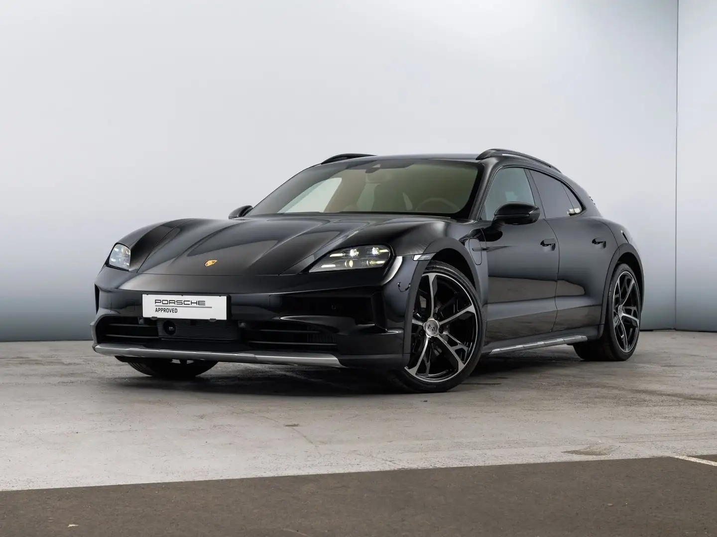 Porsche Taycan 4S Cross Turismo Schwarz - 1