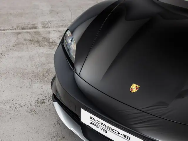 Porsche Taycan view 5
