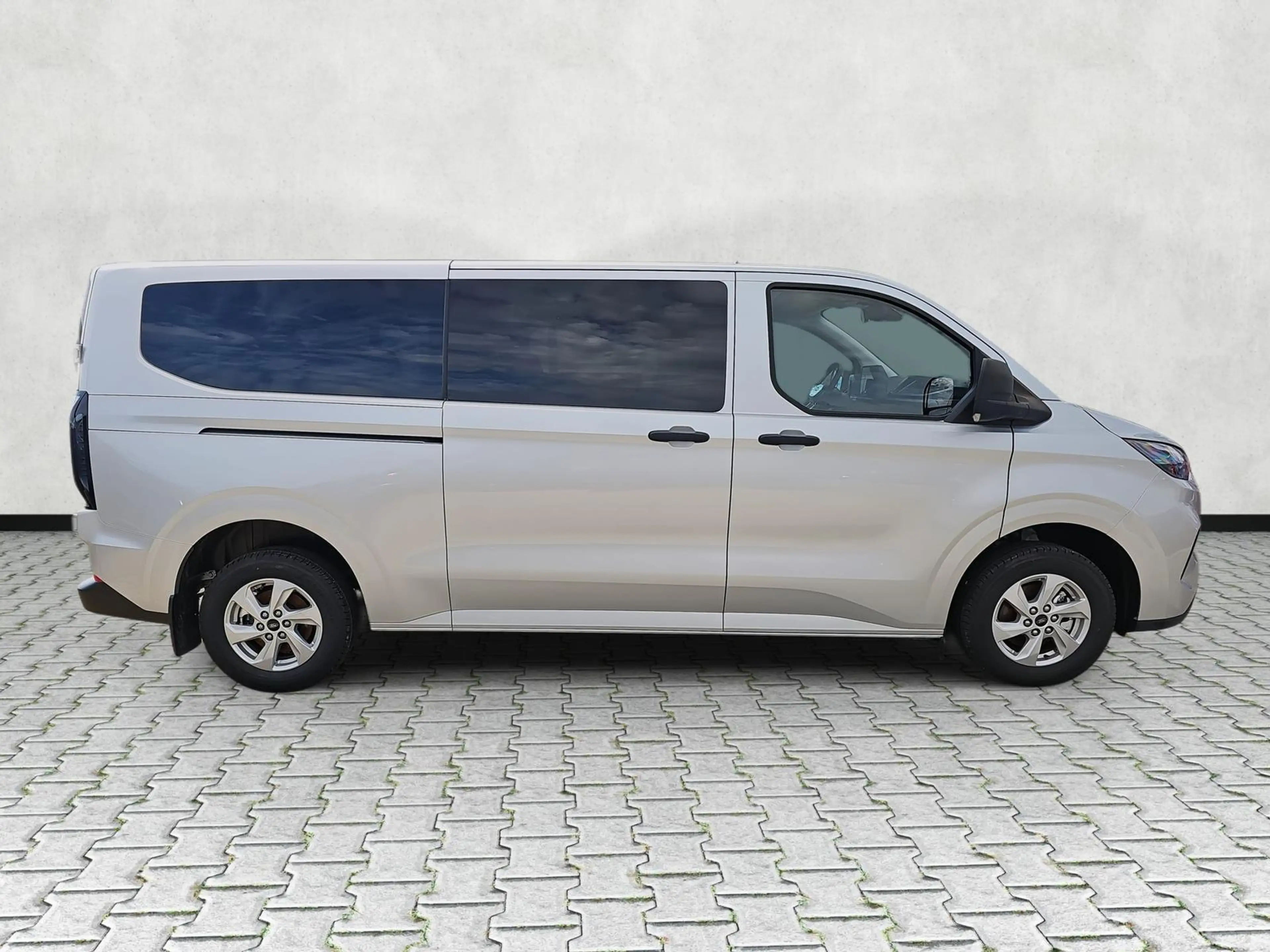 Ford Transit Custom 320 L2 FWD Trend Combi 2.0 EB 9 Sitzer 110 kW (... — photo 8
