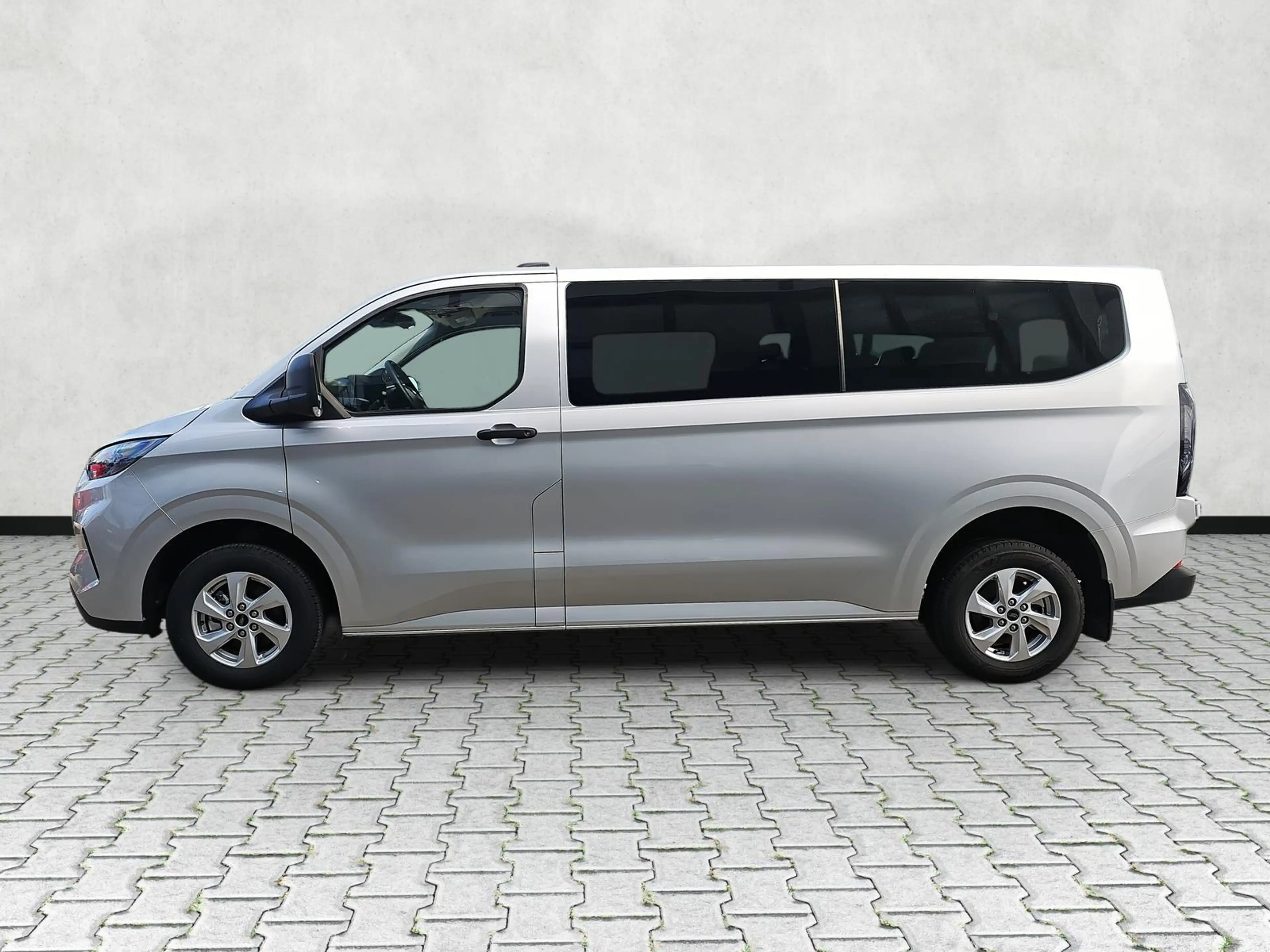 Ford Transit Custom 320 L2 FWD Trend Combi 2.0 EB 9 Sitzer 110 kW (... — photo 4