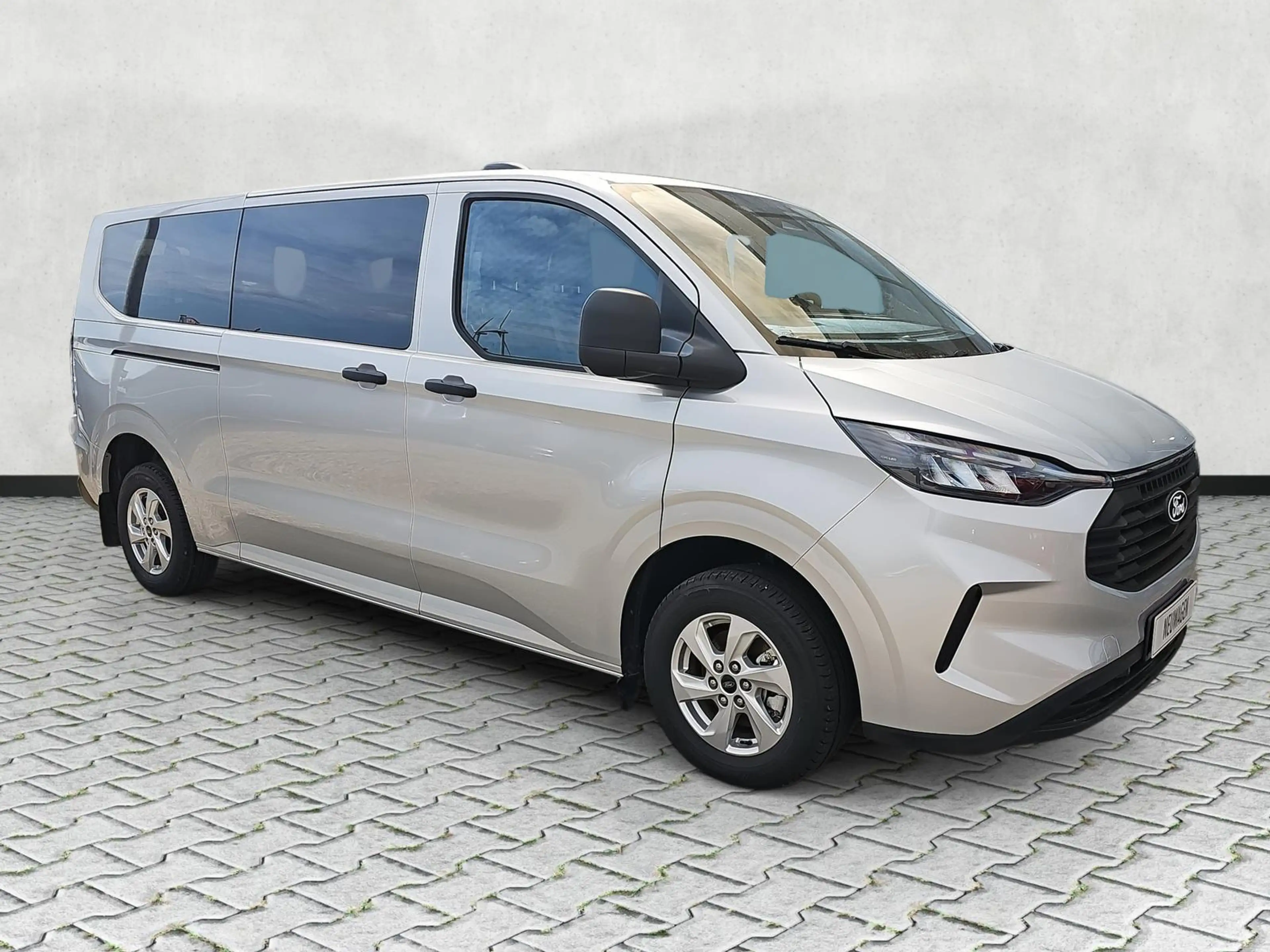 Ford Transit Custom 320 L2 FWD Trend Combi 2.0 EB 9 Sitzer 110 kW (...