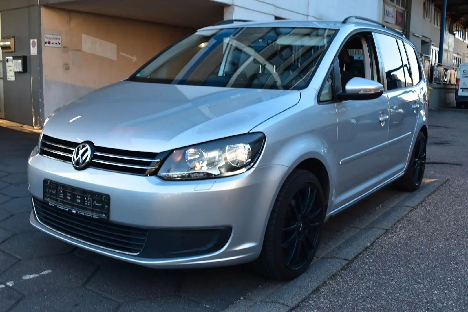 Volkswagen Touran Comfortline Apple CarPlay*Navi*7Sitzer Silber - 1