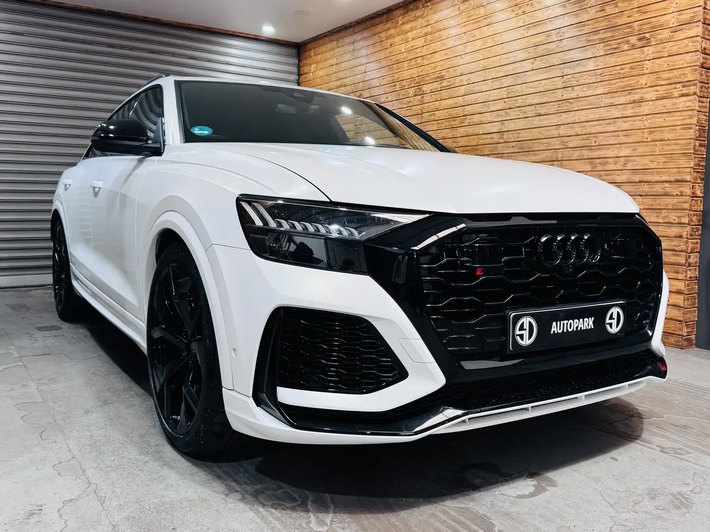 Audi RS Q8 RSQ 8/MATRIX LED/PANO/HUB/AHK/B&O/STANDH Blanc - 1