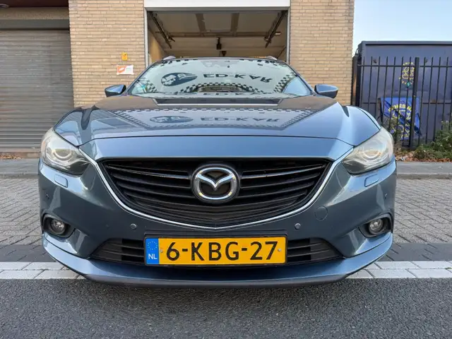 Mazda Mazda6 view 3