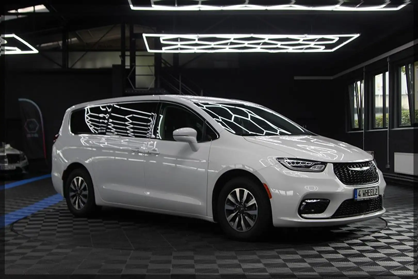 Chrysler Pacifica S 3.6 HYBRID CAM / 7 SITZ / ANDROID Blanc - 1