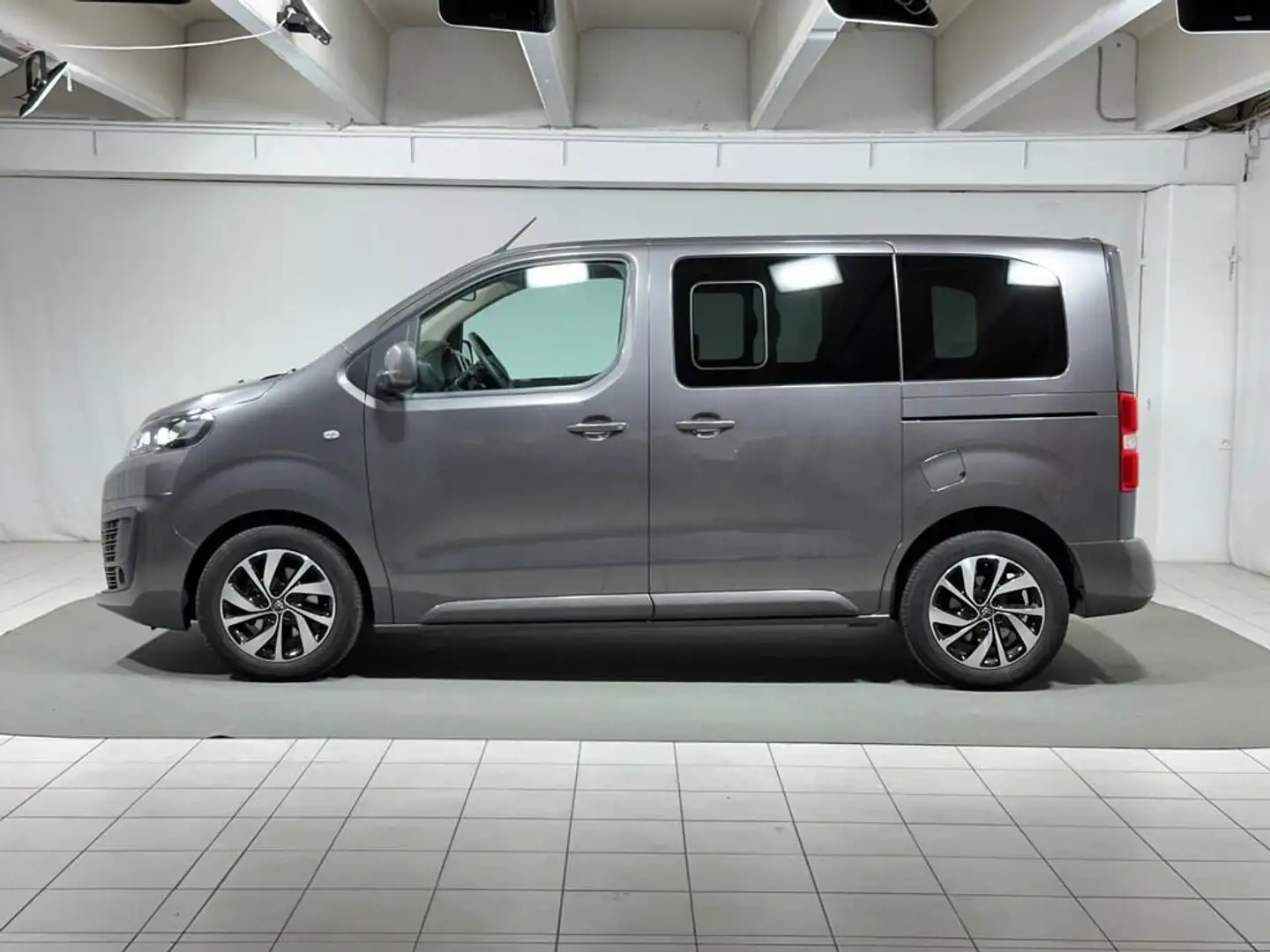 Citroen Spacetourer 1.5 Bluehdi XS 120cv S&S Feel my21 Citroen Grigio - 2