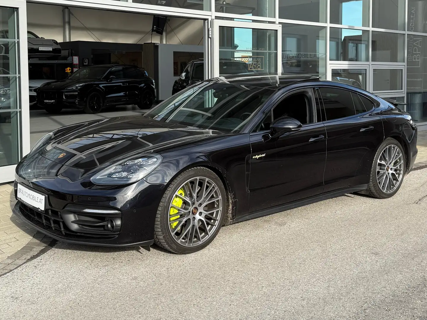 Porsche Panamera 4 S E-Hybrid // MEGA AUSSTATTUNG // Noir - 2
