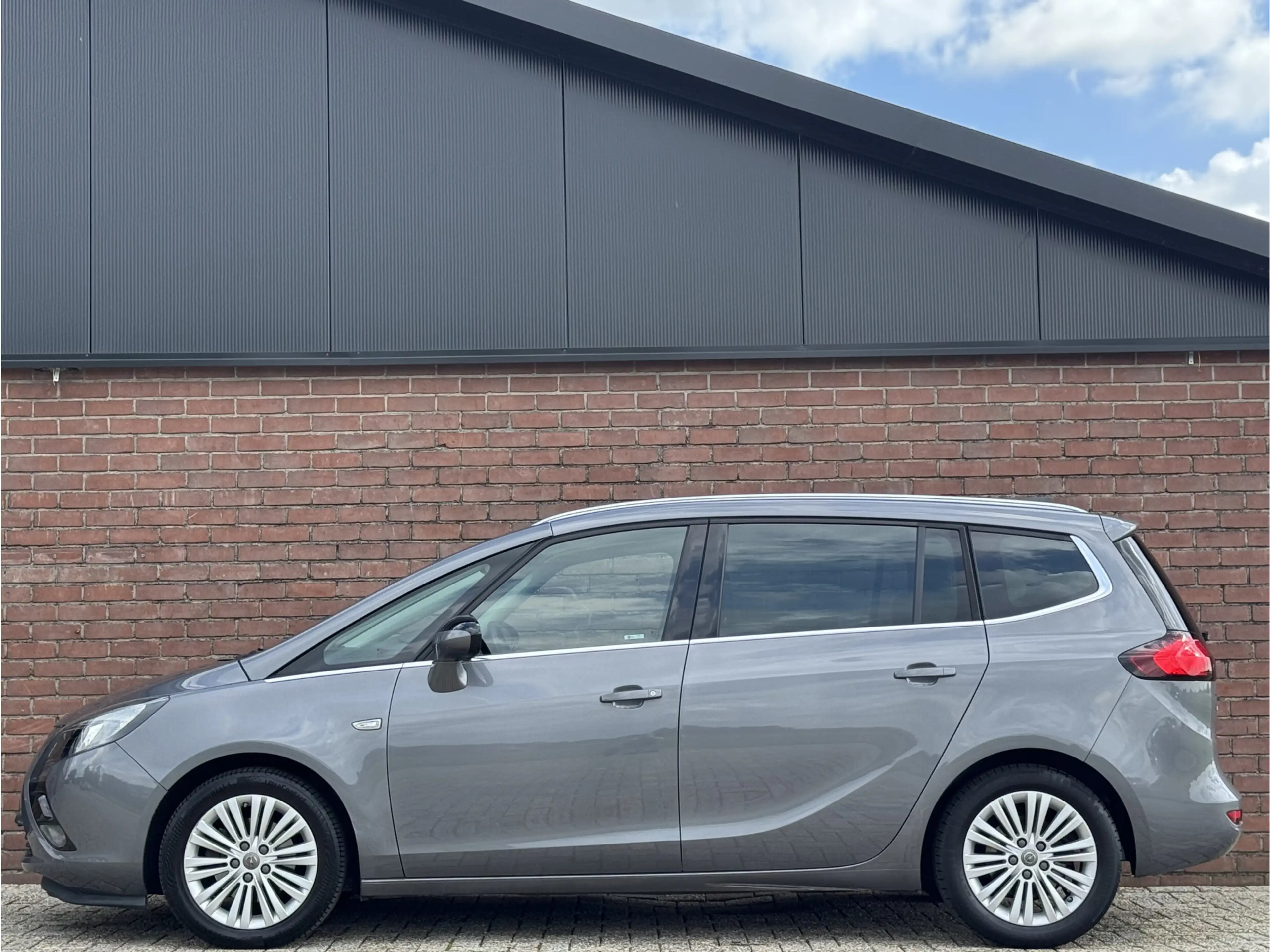 Opel Zafira Tourer 1.4 EDITION 7P. | NL-AUTO! | NAVI! — photo 3