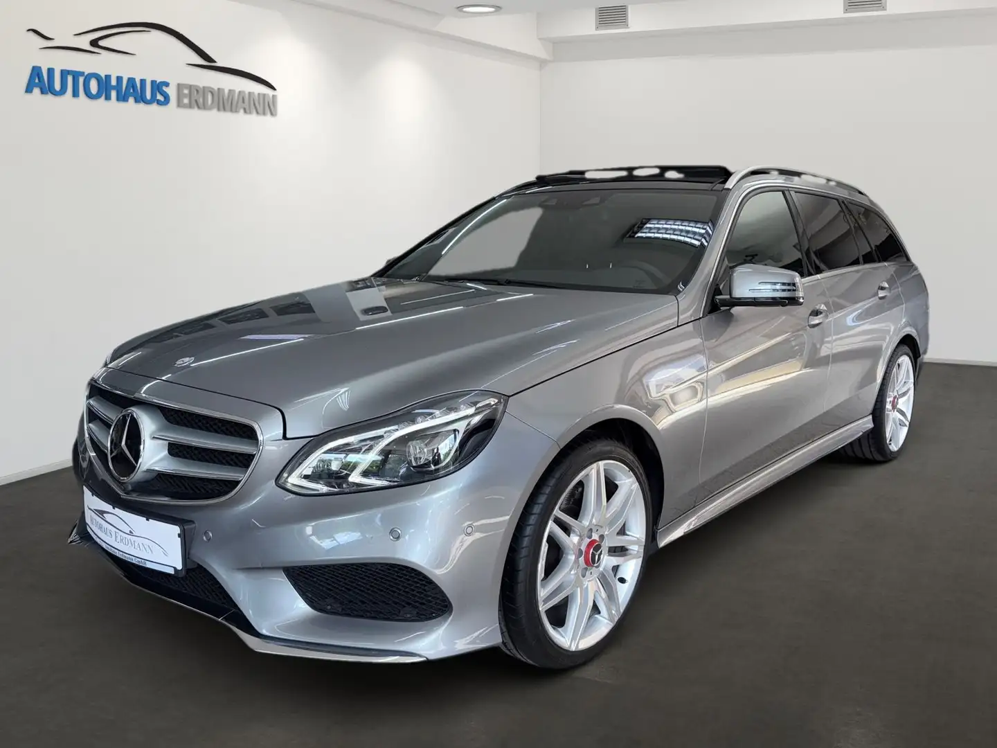 Mercedes-Benz E 350 T CDI*AMG*19 Zoll*Pano*360°*4xSitzhzg.*H&K Silver - 1