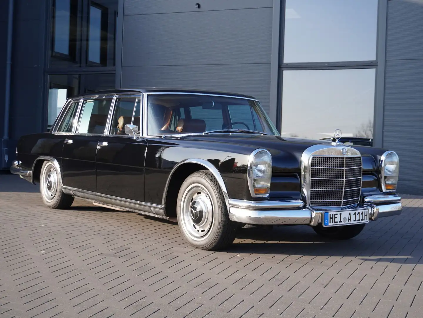 Mercedes-Benz 600 Negro - 1