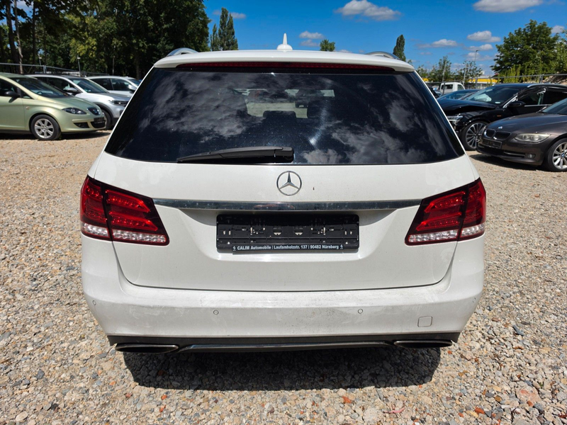 Mercedes-Benz E 350 E T-Modell E 350 BlueTec 4Matic — photo 4
