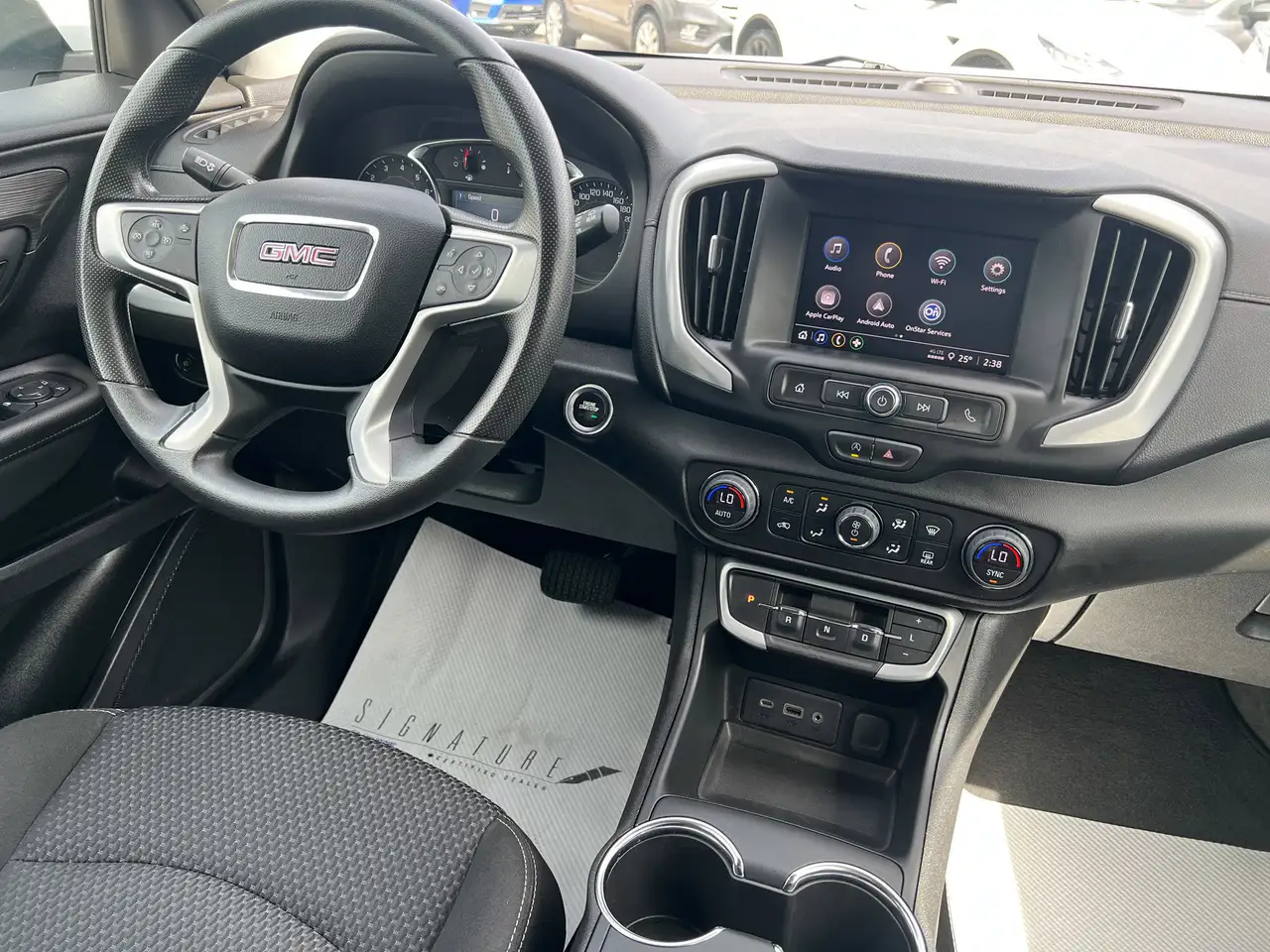 GMC Terrain снимка GMC Terrain