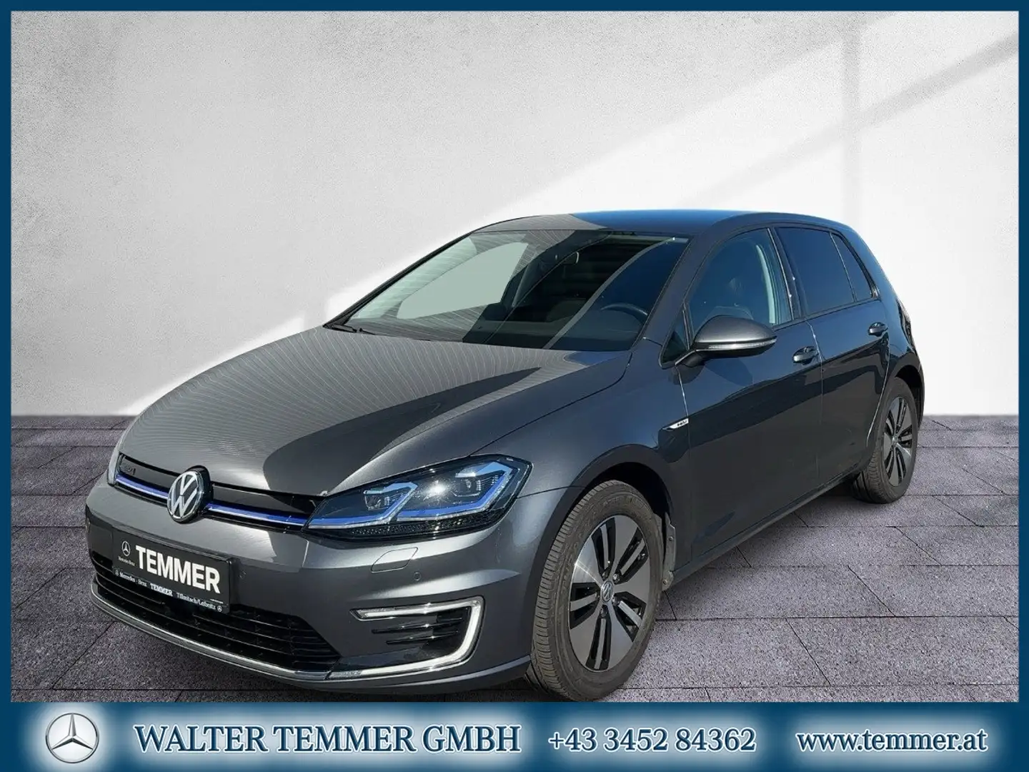 Volkswagen Golf e- 100KW LEDER WÄRMEPUMPE LED ACC RKam SHZ Grau - 1