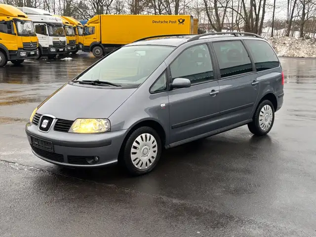SEAT Alhambra 2.0 TDI 7 Sitze Reference