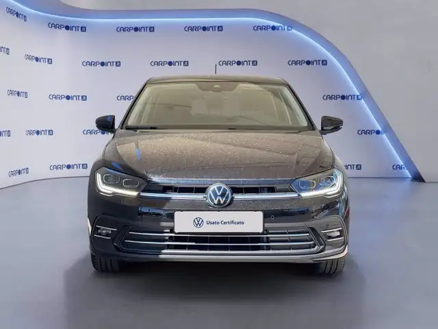Volkswagen Polo view 3