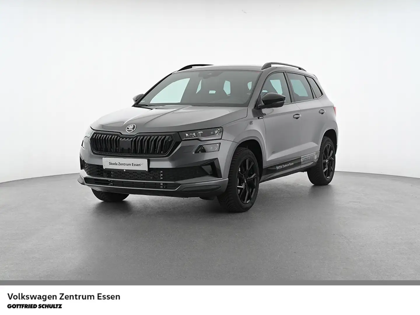 Skoda Karoq Sportline 1 5 TSI DSG Grau - 1