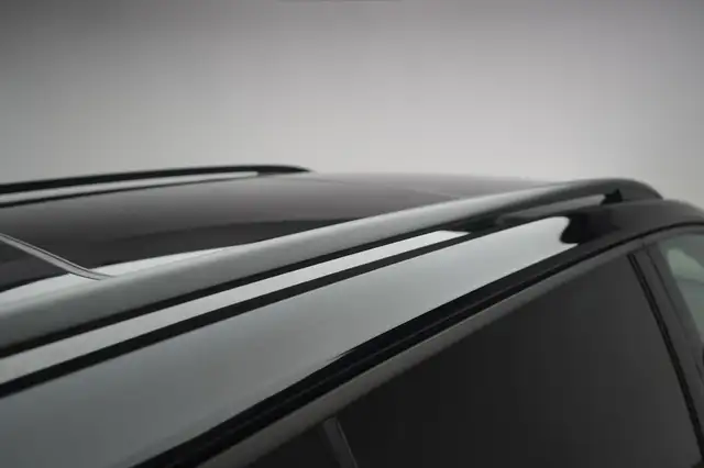 Volkswagen Tiguan Allspace view 12