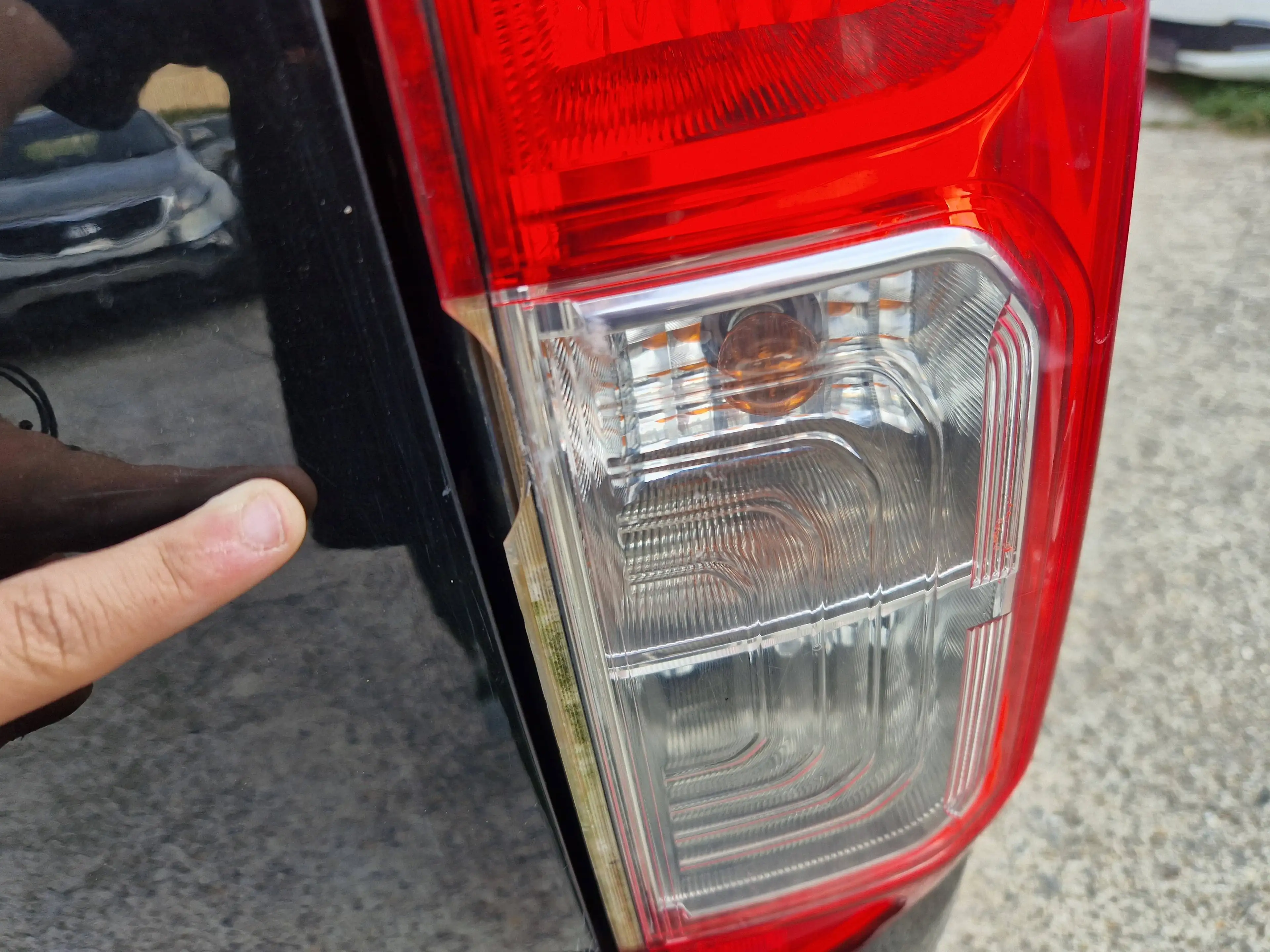 Nissan Navara 2.5 dCi 4x4 Business DPF — photo 15