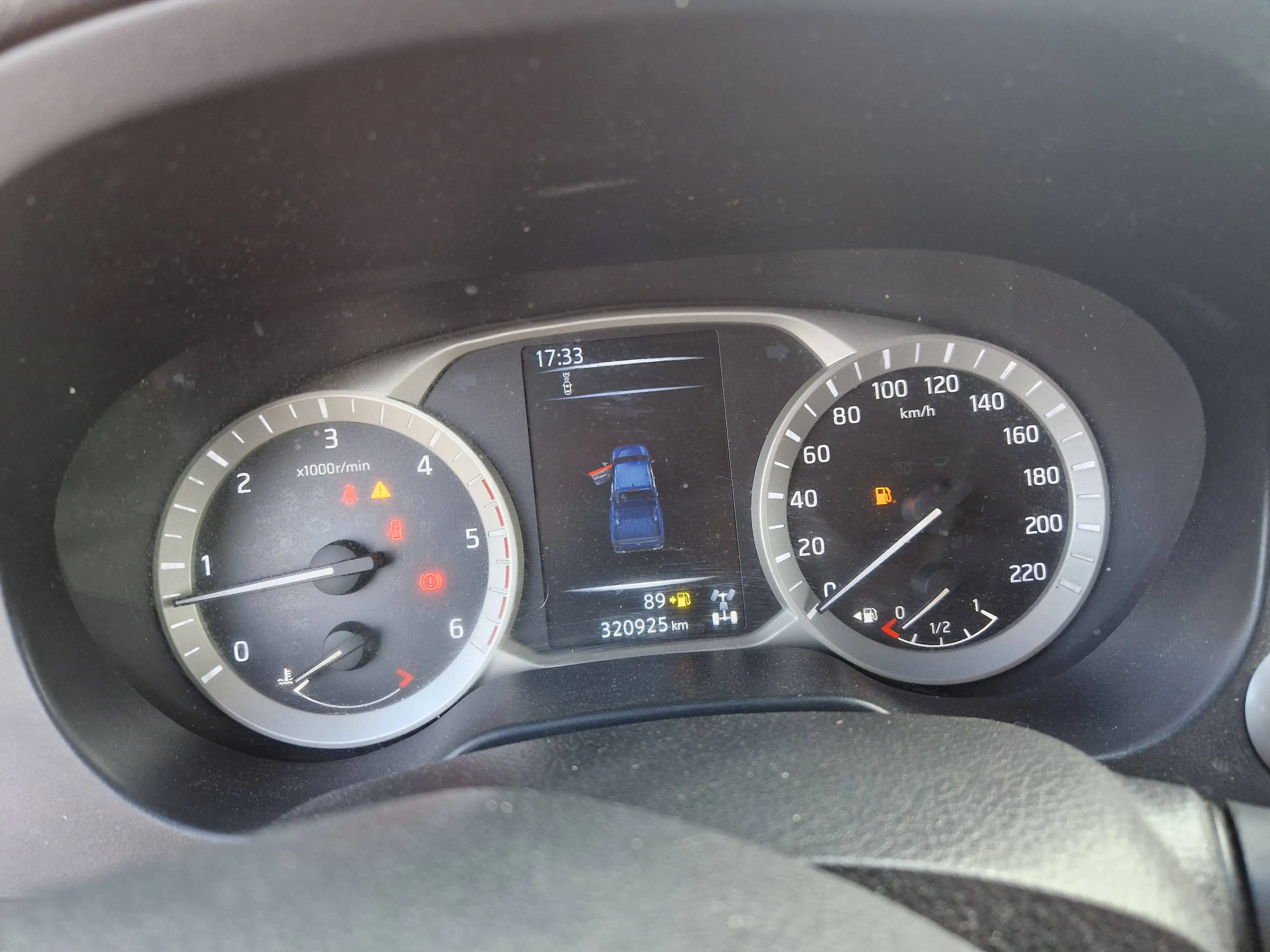Nissan Navara 2.5 dCi 4x4 Business DPF — photo 14