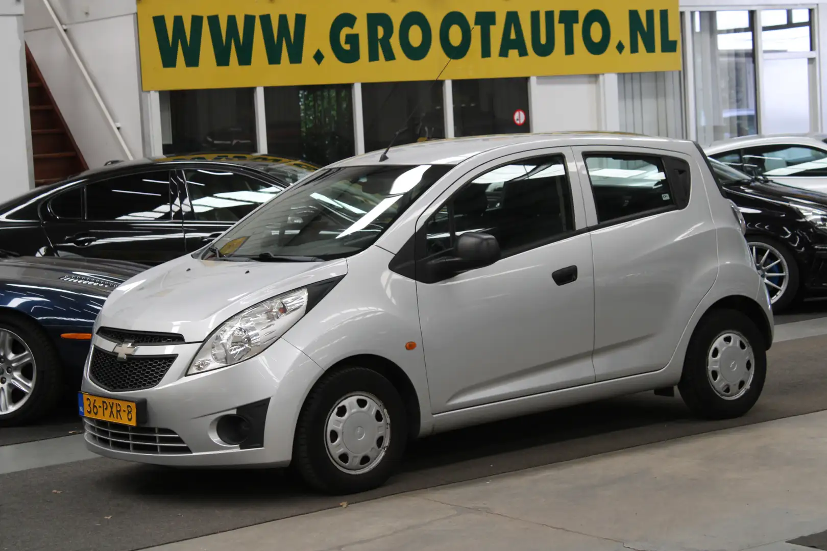 Chevrolet Spark 1.0 16V LS Airco, Isofix, NAP Szary - 1