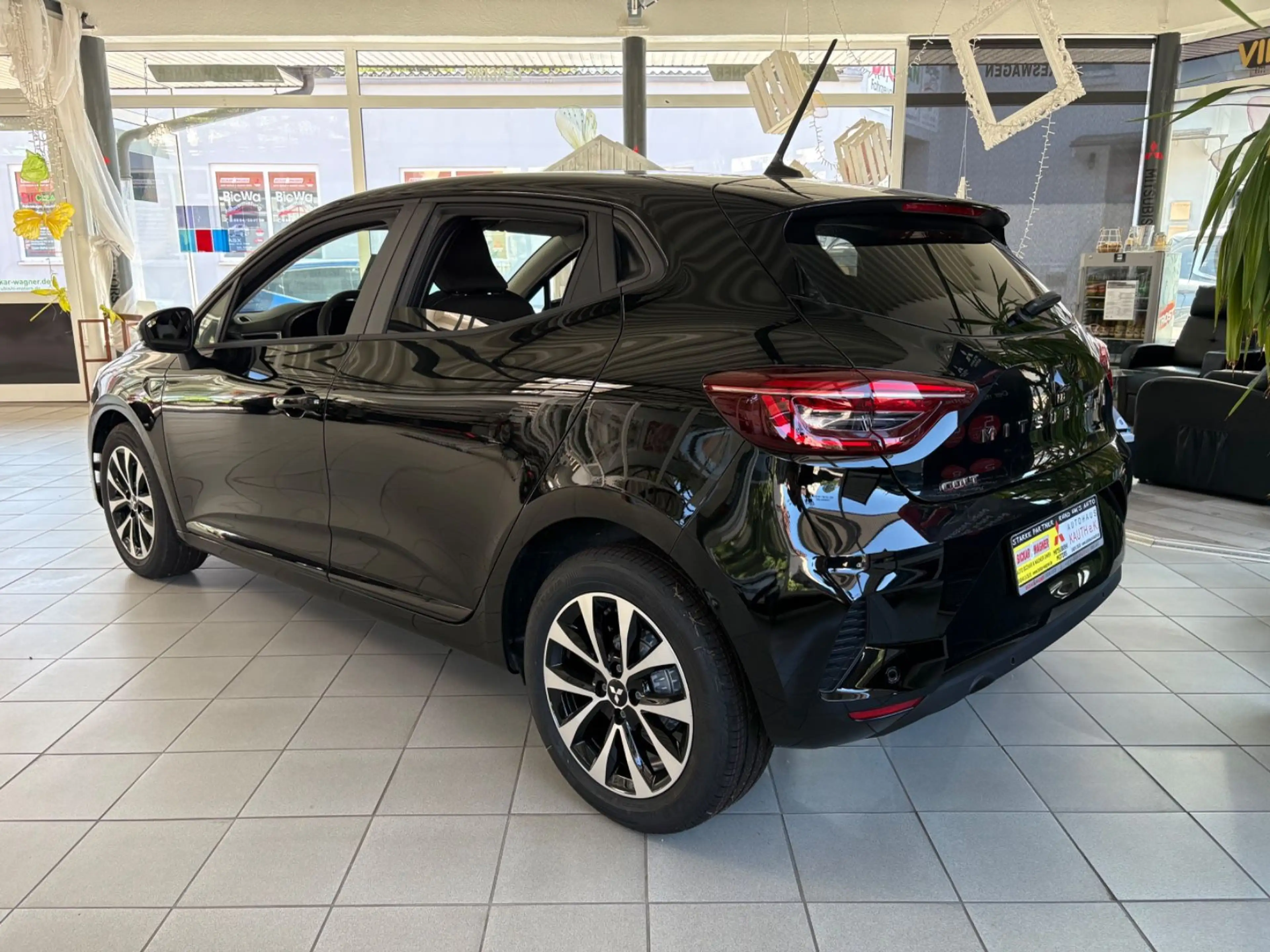 Mitsubishi Colt 1.0 Turbo-Benziner Plus — photo 2
