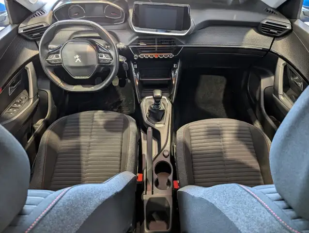 Peugeot 2008 view 15