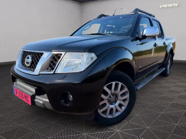 Nissan Pick Up 4x4 Double-Cab LE