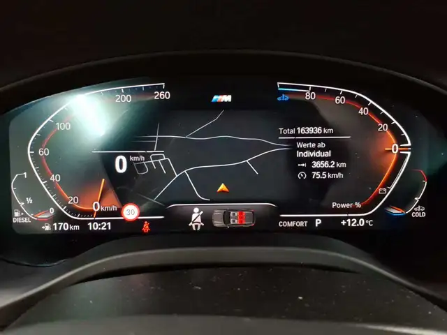BMW X3 view 11