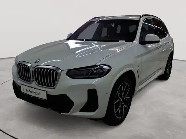 BMW X3 view 2