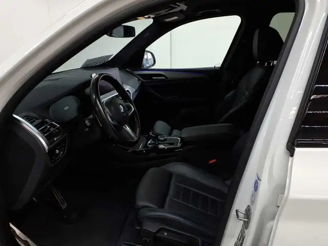 BMW X3 view 7