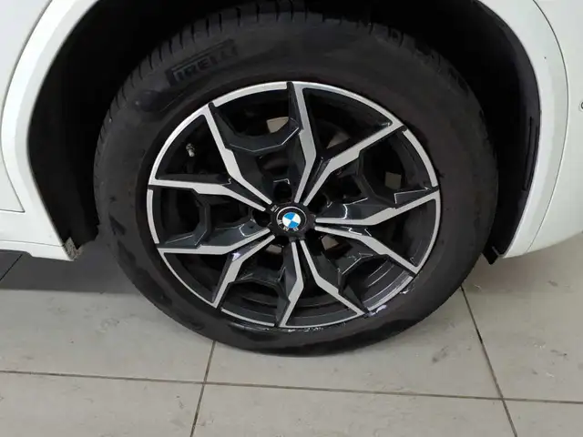 BMW X3 view 17