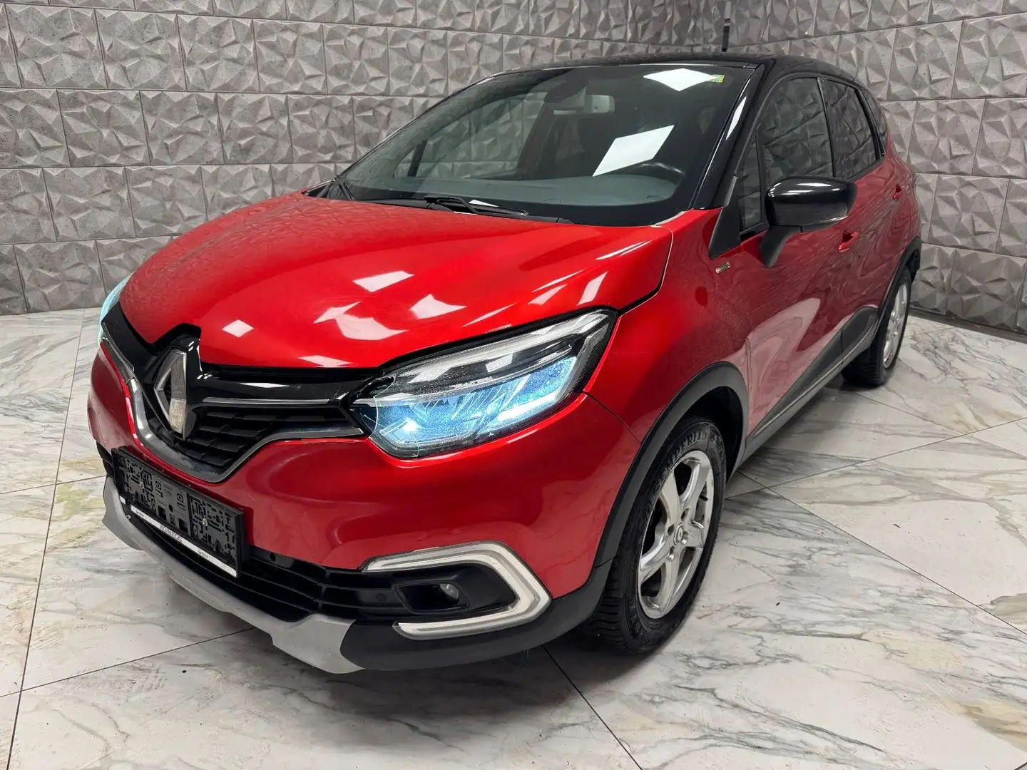 Renault Captur TCe 90 Life Rot - 1