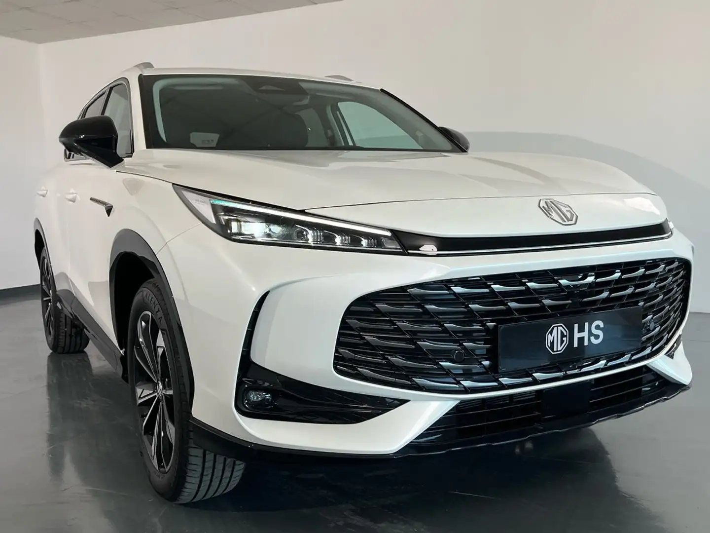 MG HS 1.5 T-GDI Comfort Blanc - 1