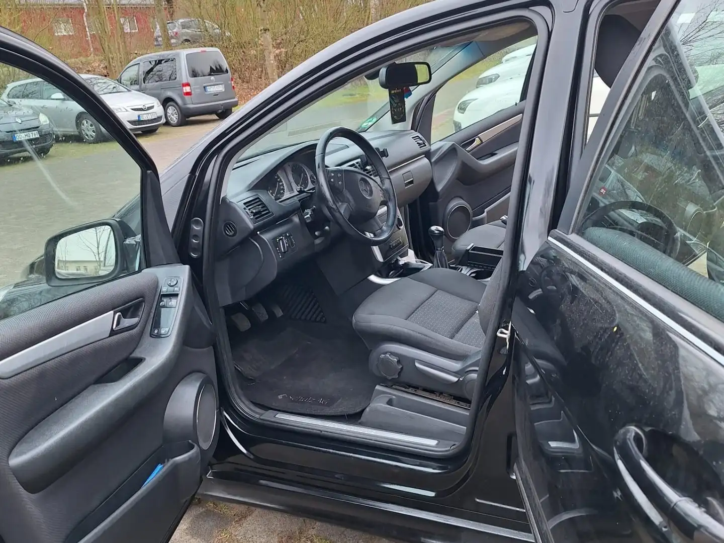 Mercedes-Benz B 170 NGT BlueEFFICIENCY - 2
