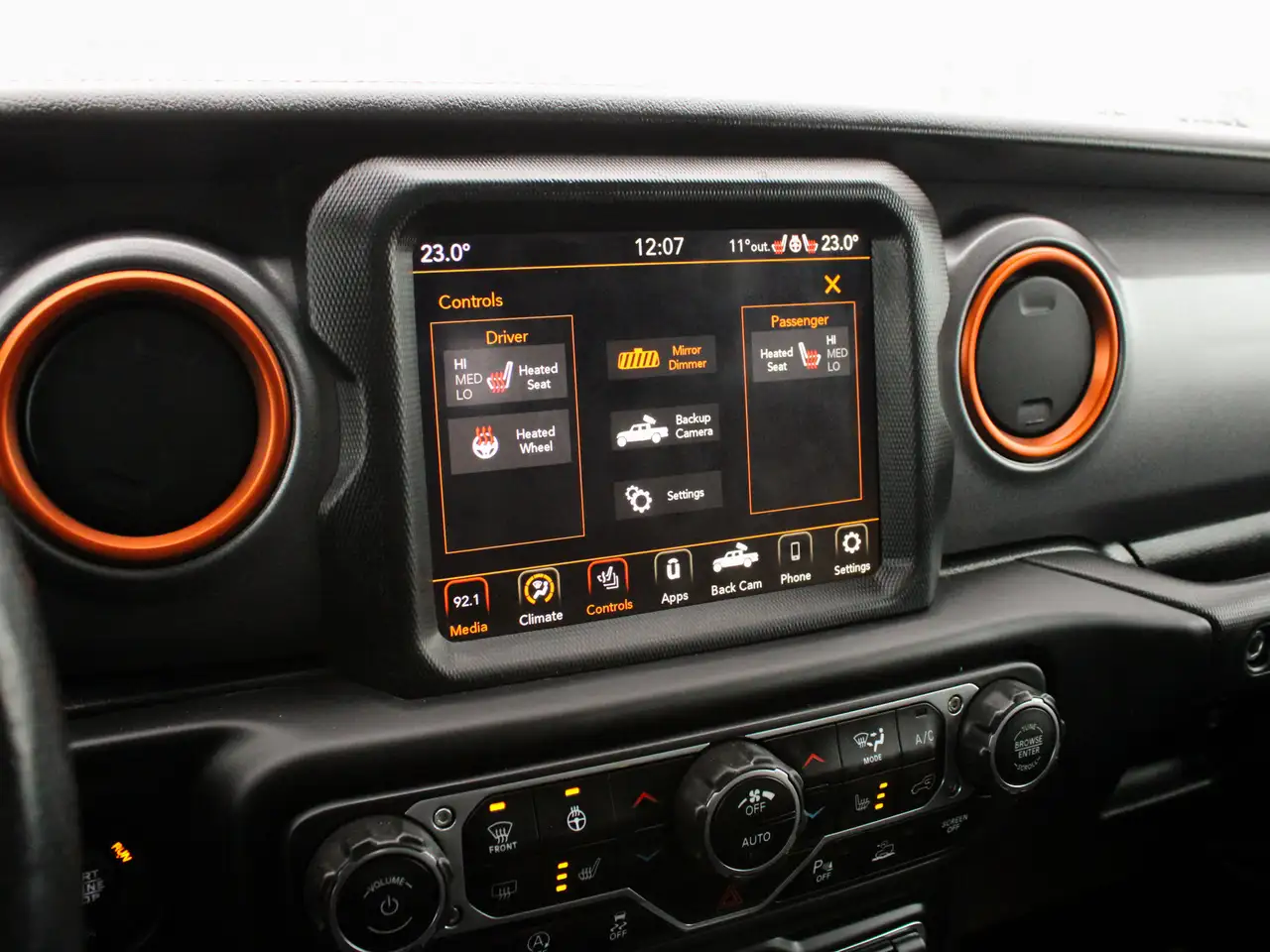 Jeep Gladiator снимка Jeep Gladiator
