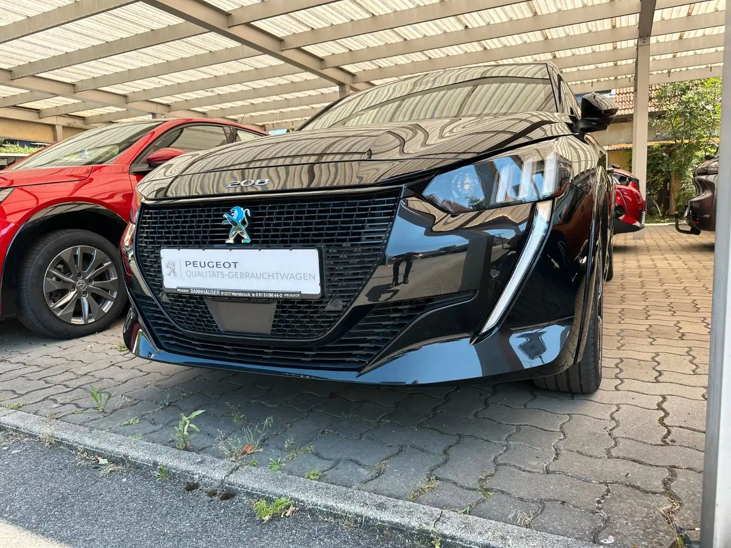 Peugeot 208 Elektromotor 136 GT Keyless, LED, Kamera uvm Schwarz - 2