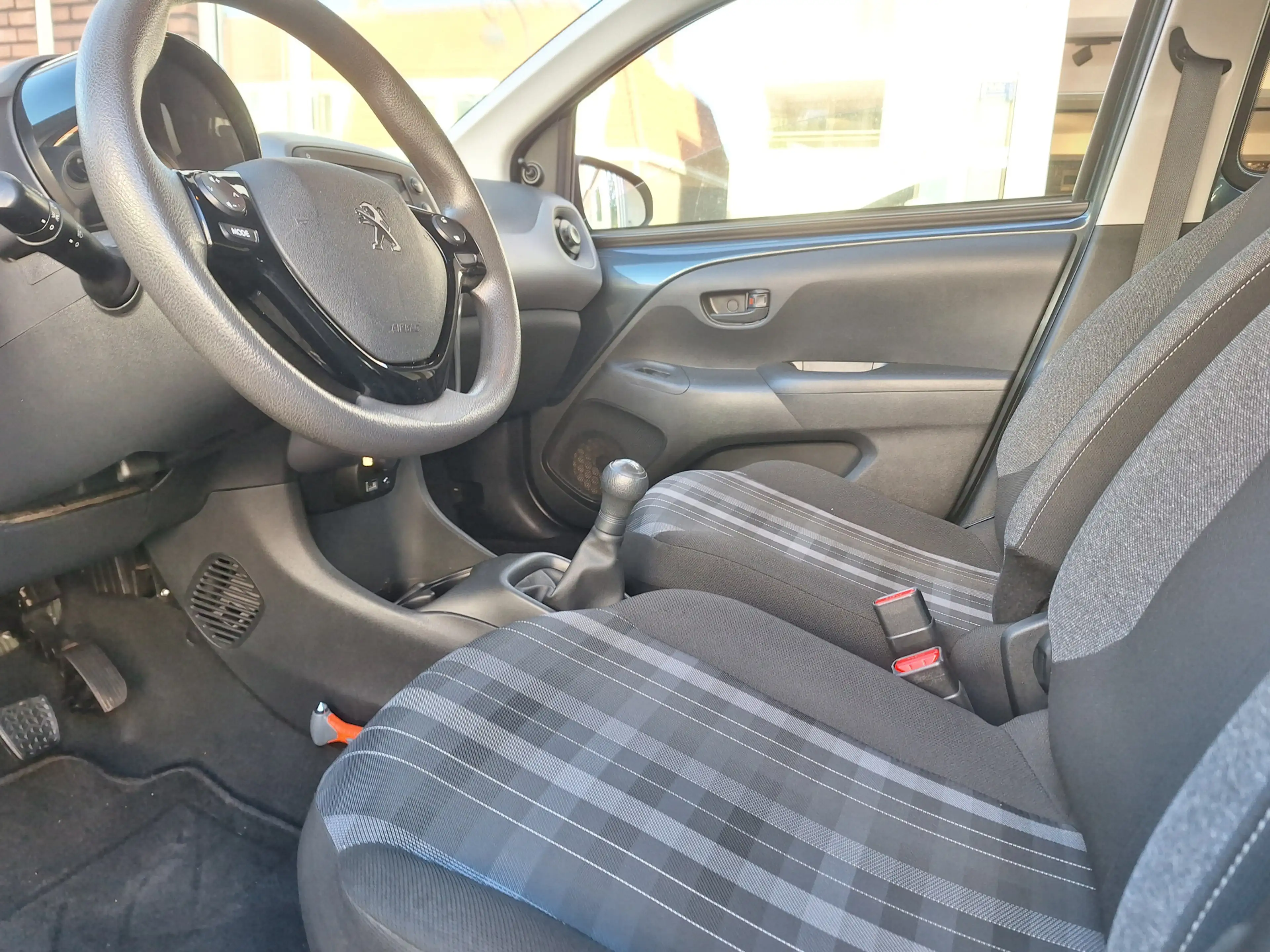 Peugeot 108 1.0 e-VTi Active 5Drs /Airco/Bluetooth/Led/Garanti — photo 21